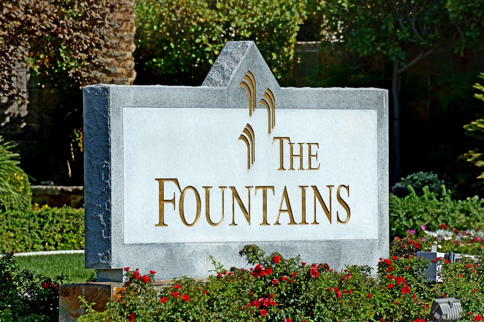 the-fountains-rob-jensen-company-guard-gated-real-estate-summerlin-las-vegas-henderson-2